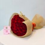 Elegant Rose Bouquet – 35 Roses with Hessian Wrap