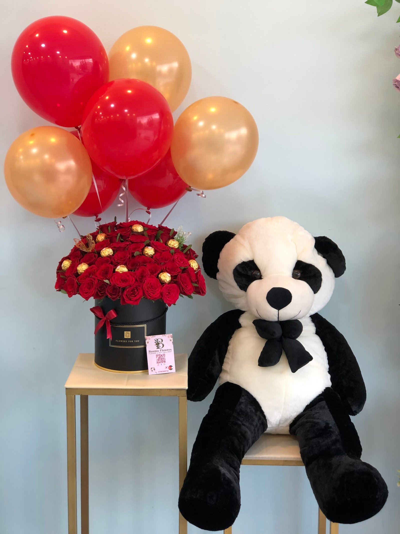 IMG_8455 البكج الفاخر /ورد،شوكولا،بالونات ،دبدوب ١متر - الصورة 1